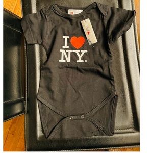 Brand New I LOVE NY a onesie 12 months (M)